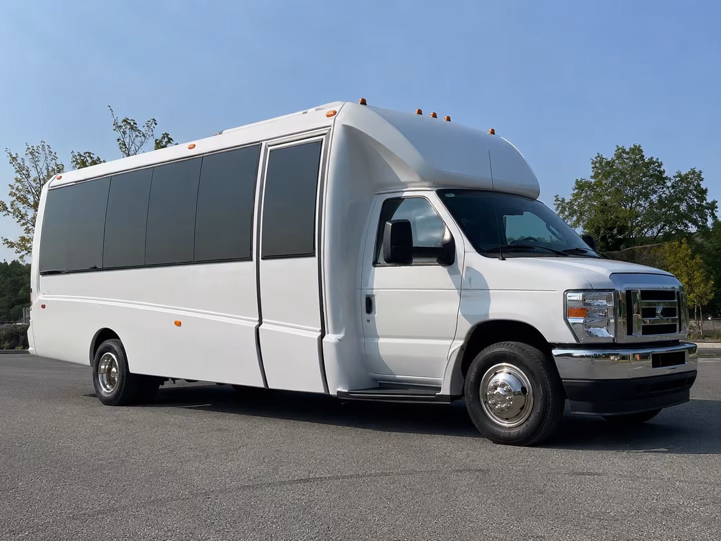 Somerville Homecoming & Prom Party Bus Rentals